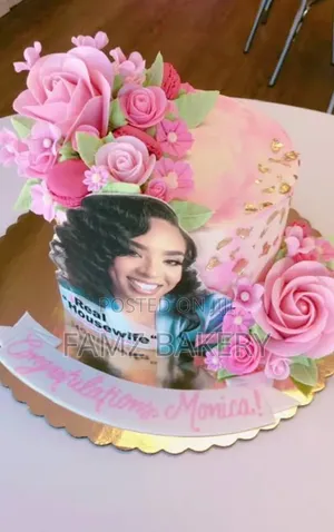 Character and Photo Themed Cakes