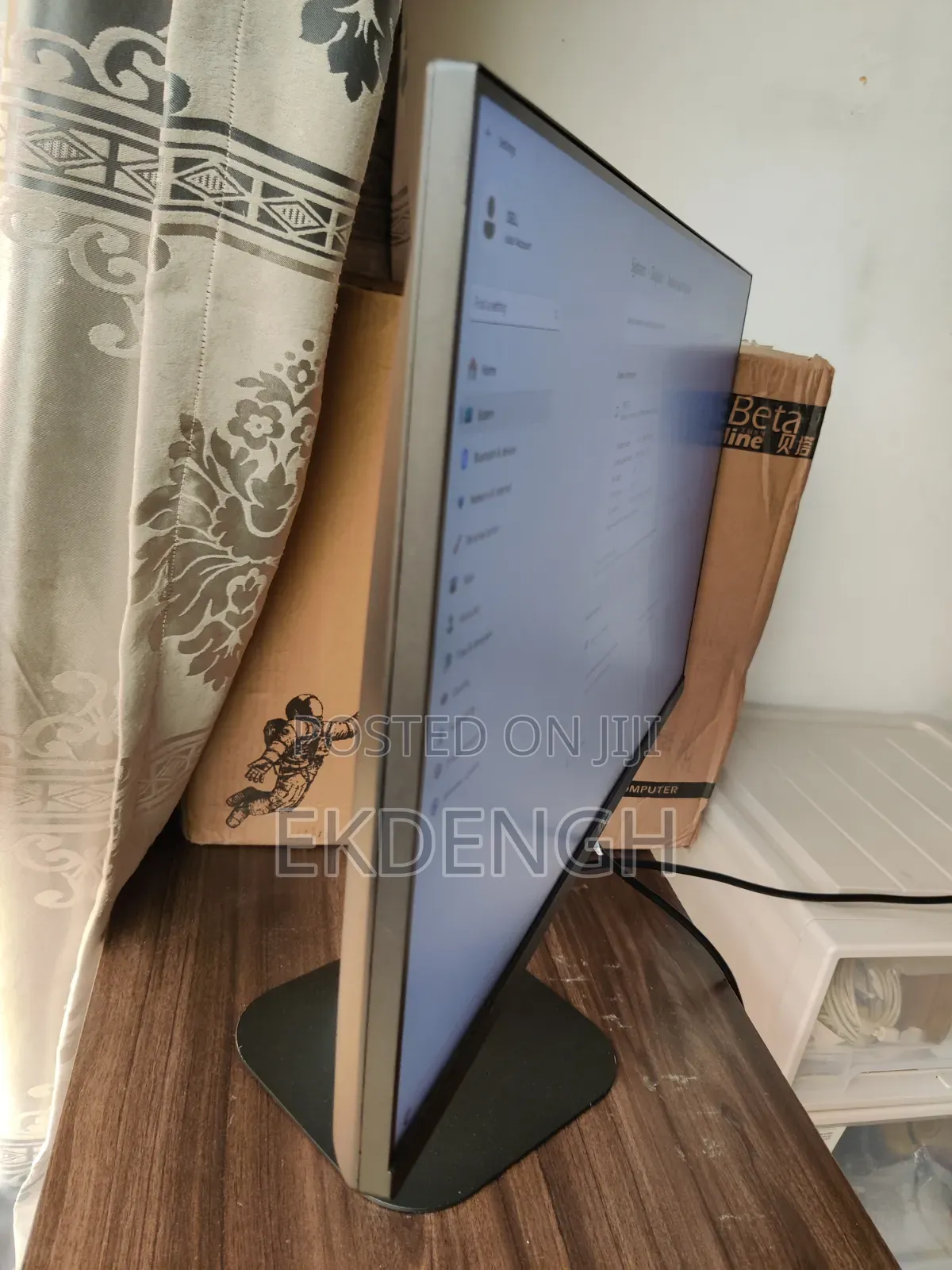 Aoc 24v5c2 24" Full Hd 100hz | Ips Panel Hdmi With Line on Screen