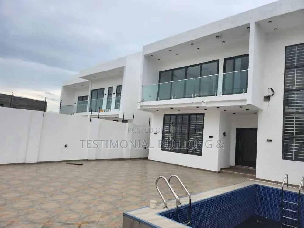 4bdrm House in Testimonial Building, Police Station for sale