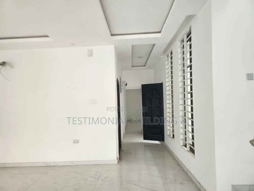 4bdrm House in Testimonial Building, Police Station for sale