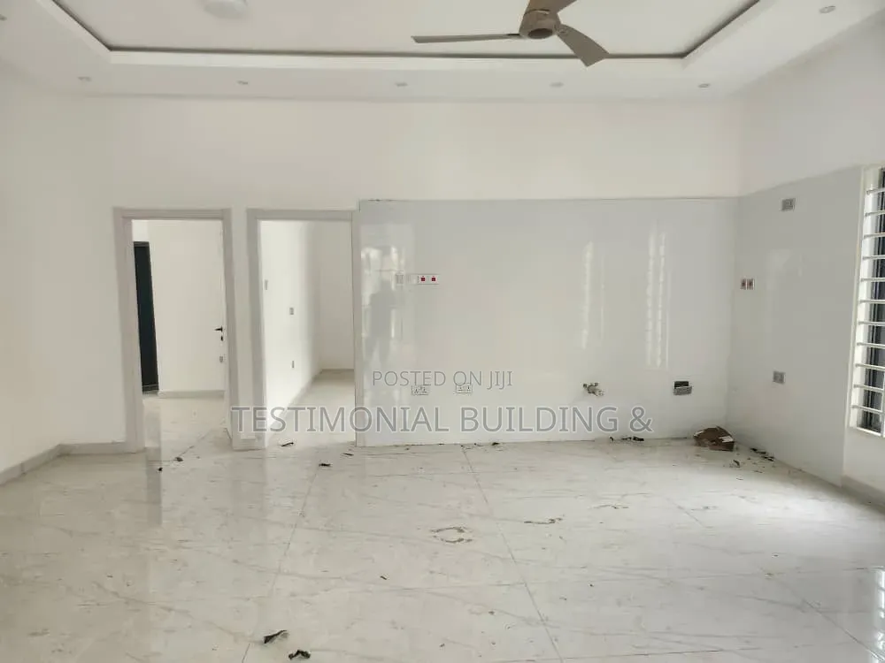 4bdrm House in Testimonial Building, Police Station for sale