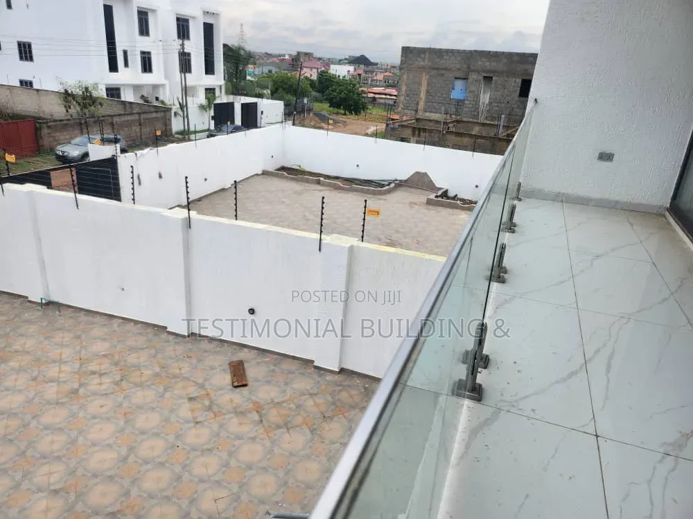 4bdrm House in Testimonial Building, Police Station for sale