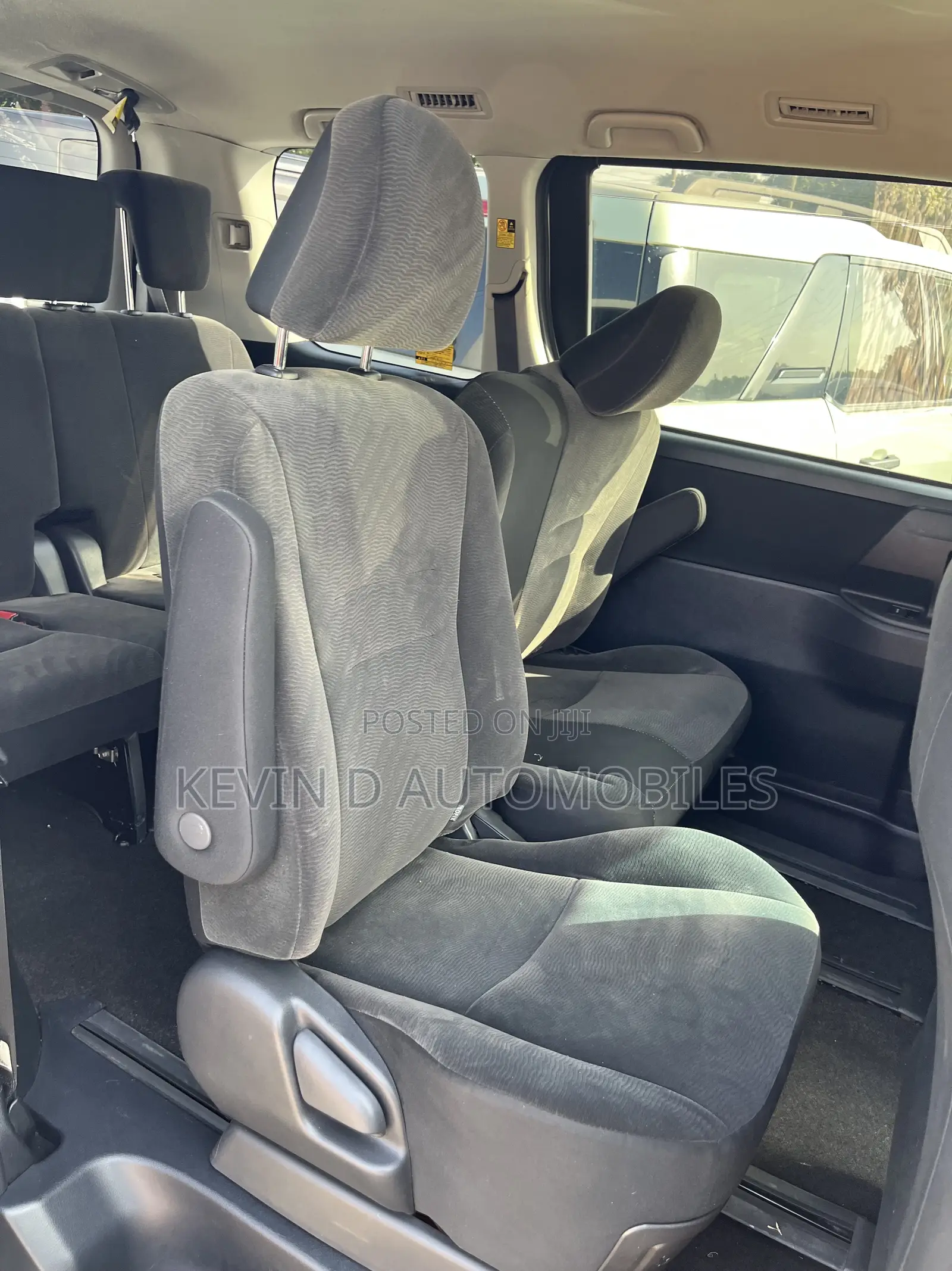 Toyota Voxy 2012 White