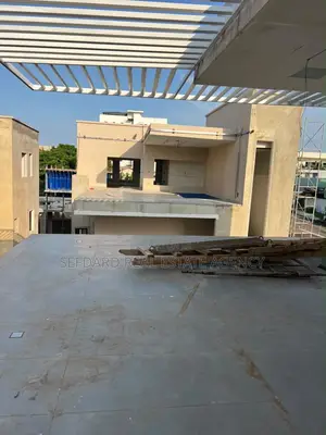 4bdrm Townhouse/Terrace in Sefdard Properties, Cantonments for sale