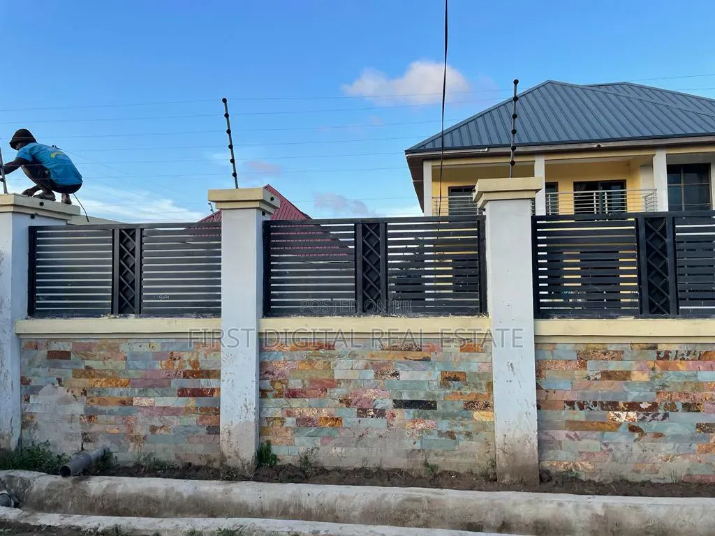 Furnished 5 Bedroom Self Compound for Rent at Tuba