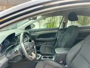 Hyundai Elantra 2019 Black