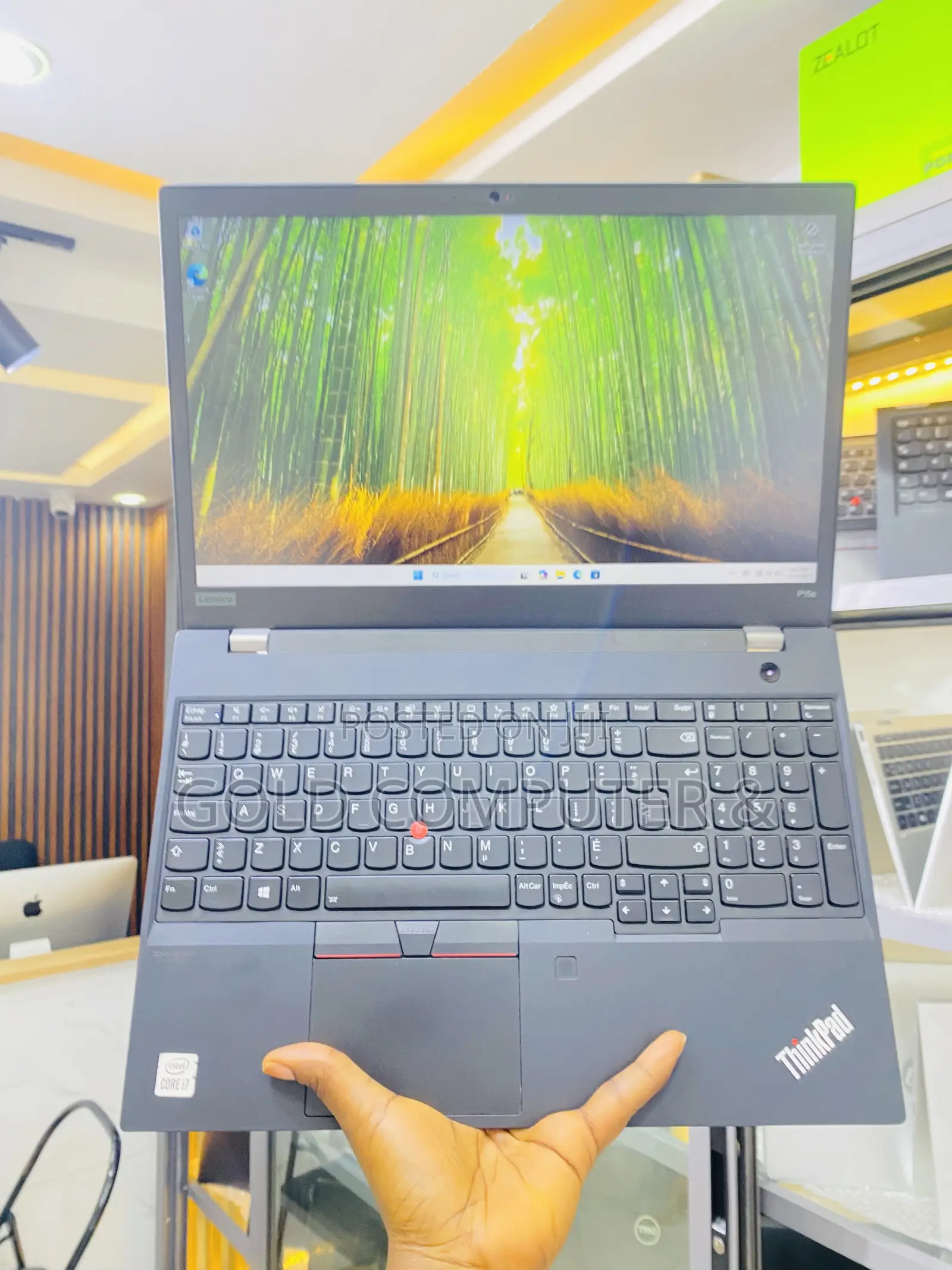 Laptop Lenovo ThinkPad P15s 16GB Intel Core i7 SSD 512GB