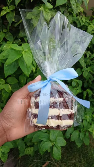 Mini Cake Slices