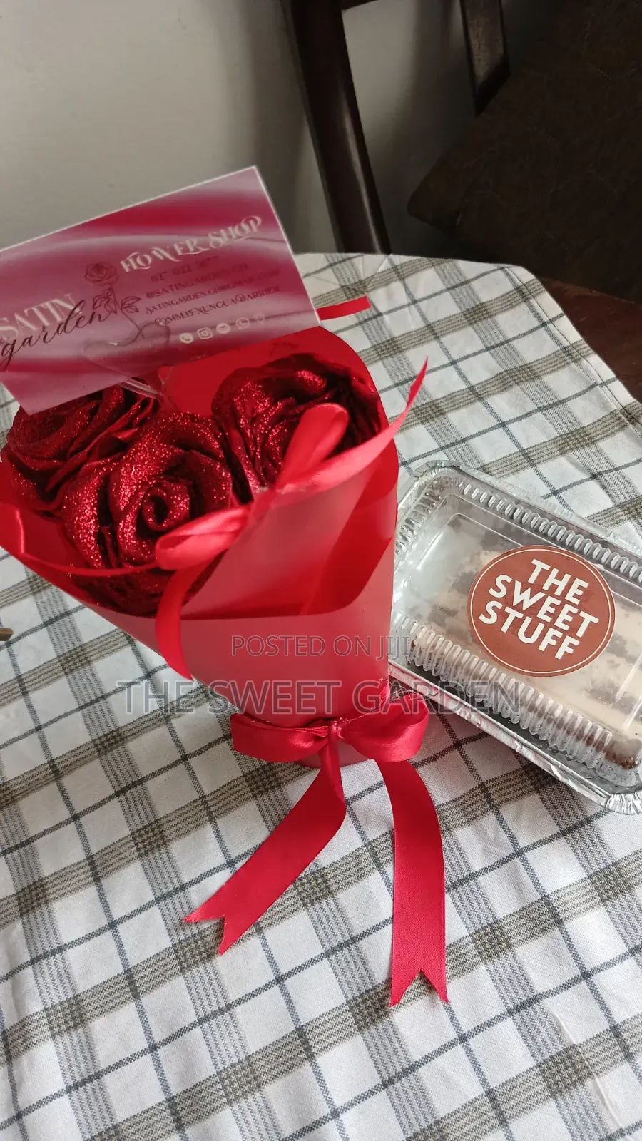 Cake Bouquet Gift Set