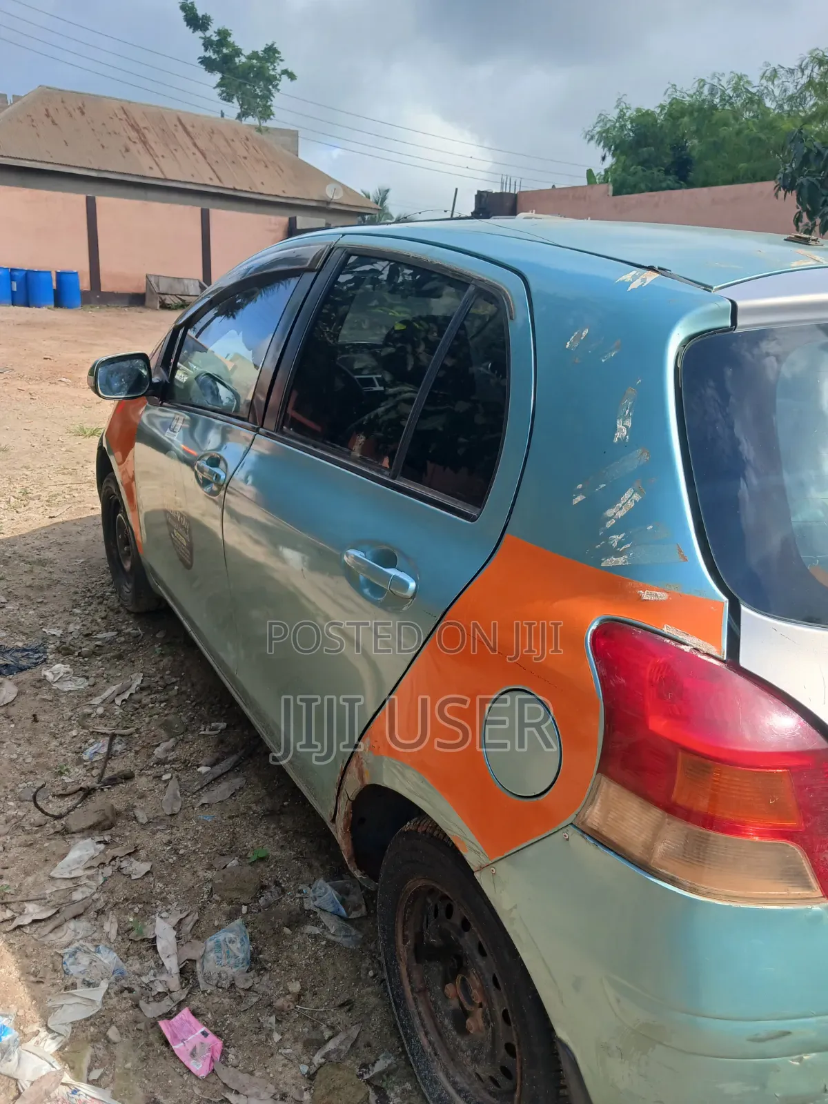 Toyota Vitz 2010 Green