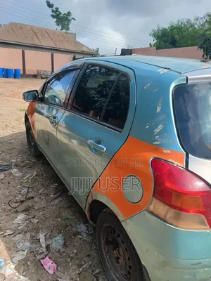 Toyota Vitz 2010 Green