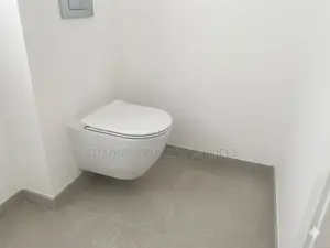 Prime Showroom Space for Rent – Spintex, Manet Area
