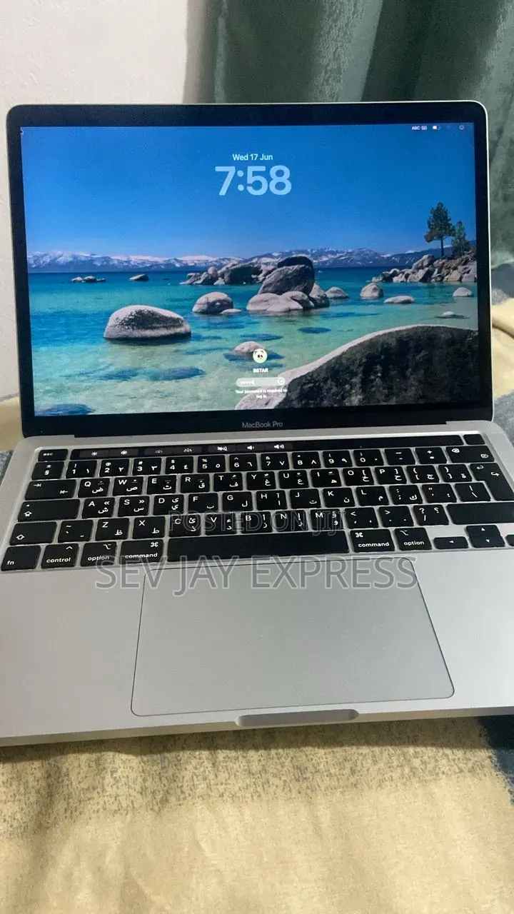 Laptop Apple MacBook Pro 2020 16GB Intel Core i5 SSD 512GB