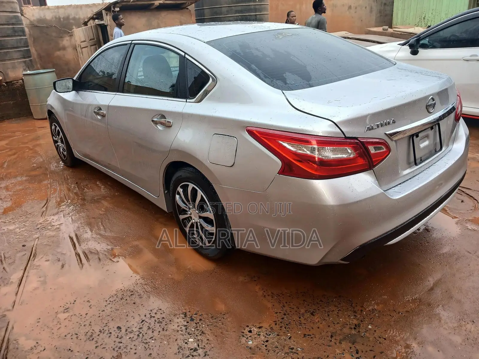 Nissan Altima 2.5 2017 Silver