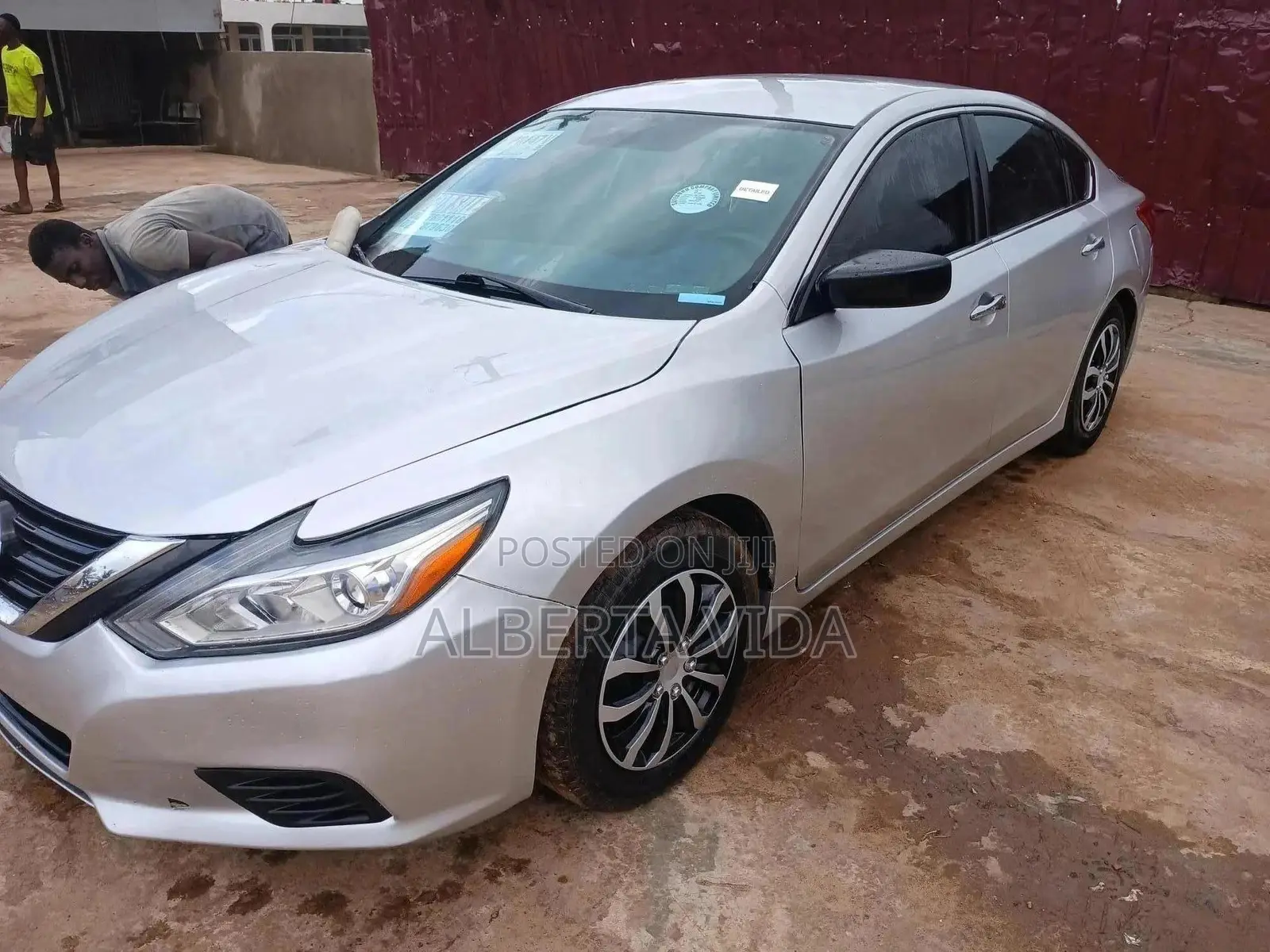 Nissan Altima 2.5 2017 Silver