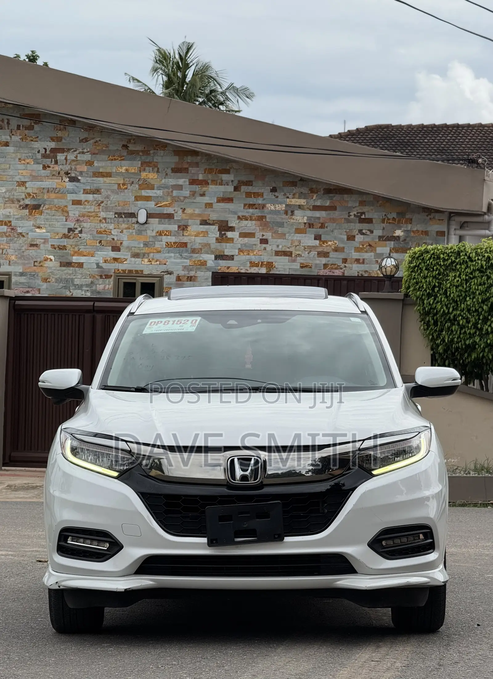 Honda HR-V Touring AWD 2020 White
