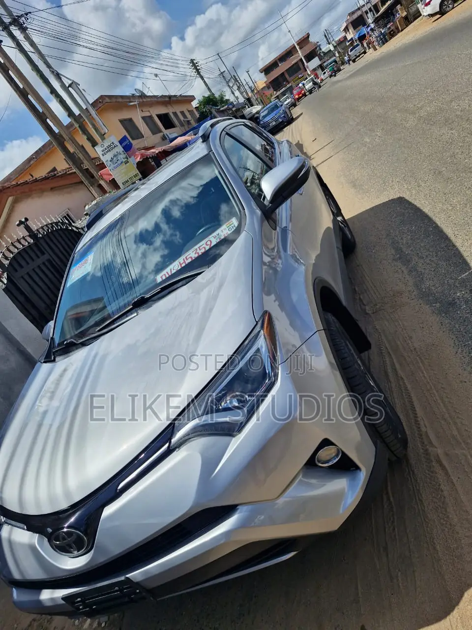 Toyota RAV4 Adventure 4dr SUV AWD (2.5L 4cyl 6A) 2018 Silver