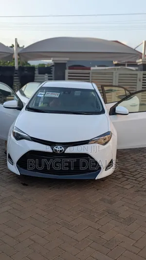 Toyota Corolla 2017 White
