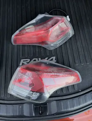 Rav4 2016-2017-2018 Tail Light Pair