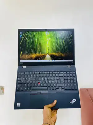 Laptop Lenovo ThinkPad P15s 16GB Intel Core i7 SSD 512GB