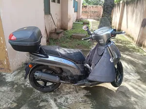 Kymco 2005 Black