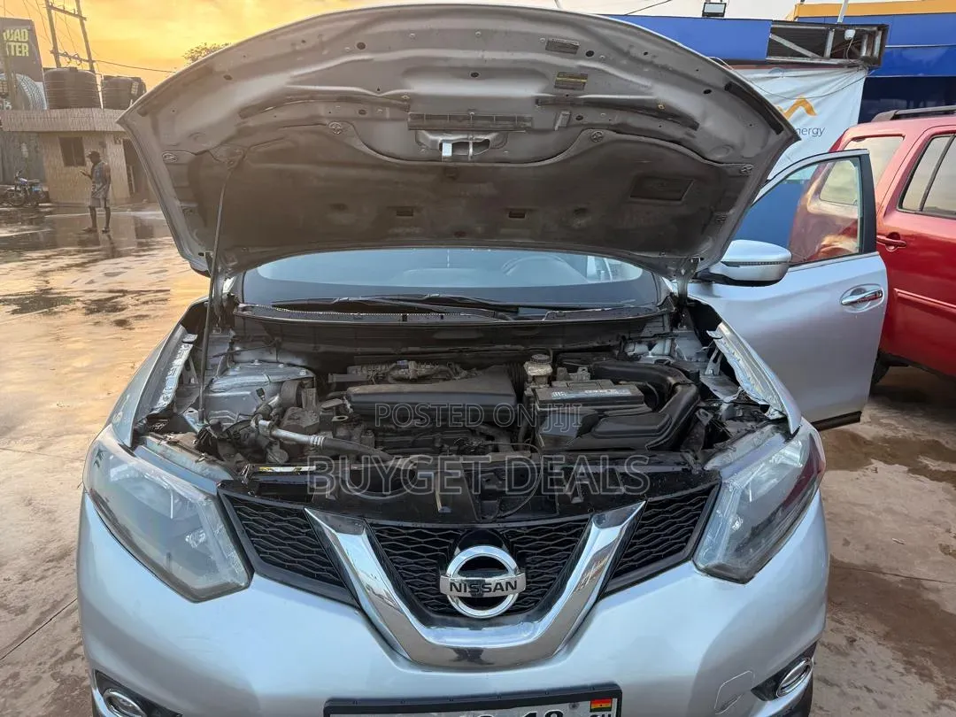 Nissan Rogue 2016 Silver