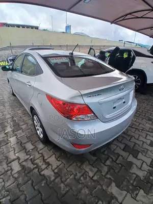 Hyundai Accent 2014 Silver
