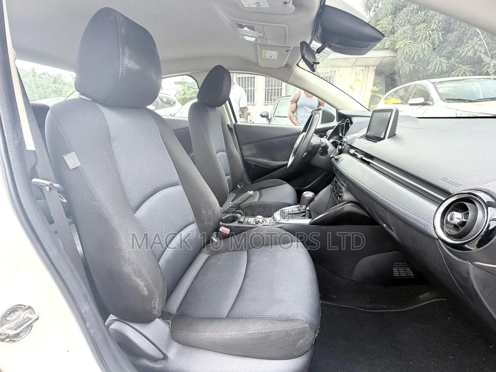 Toyota Yaris iA 1.5 FWD 2017 White