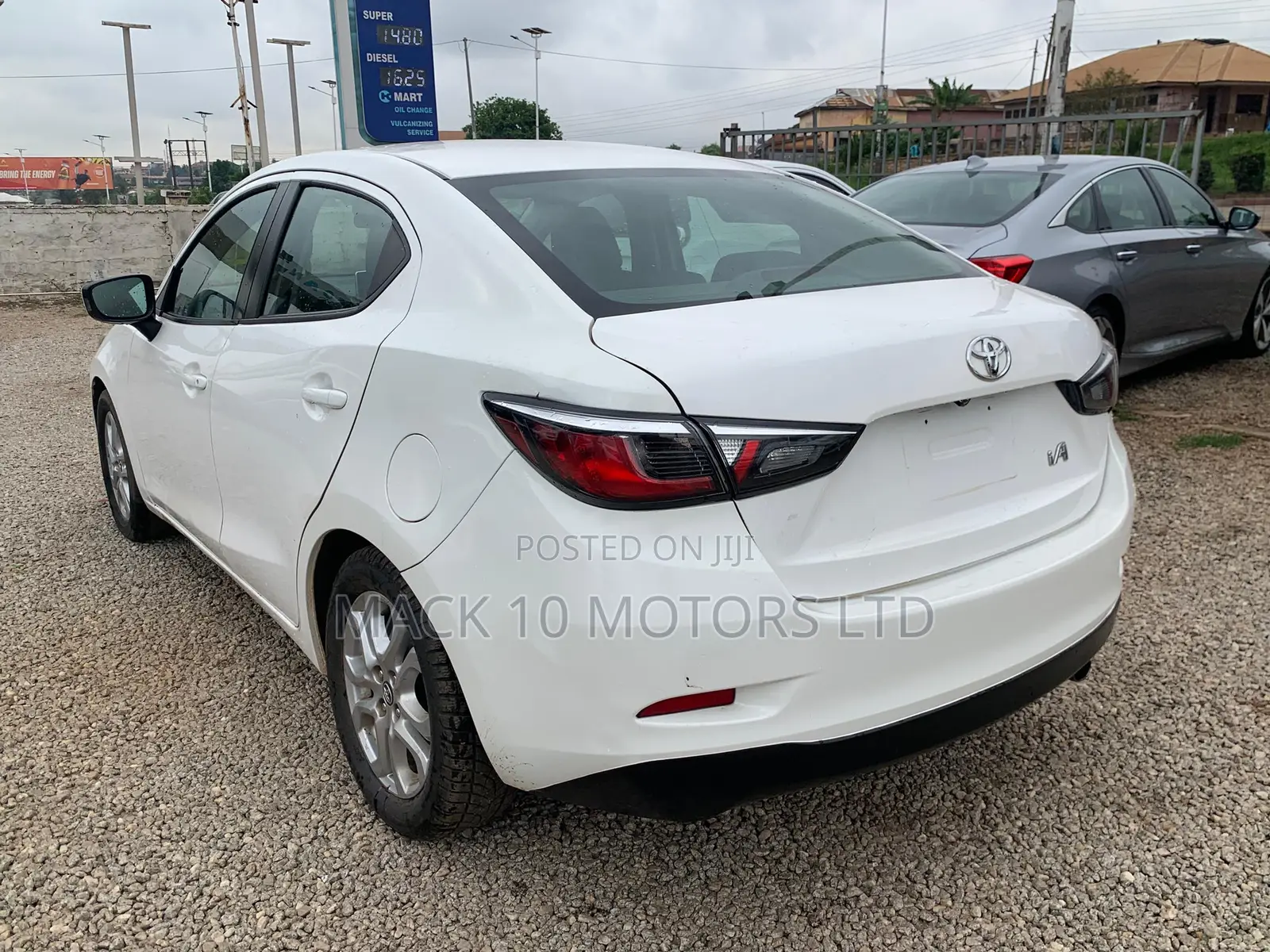 Toyota Yaris iA 1.5 FWD 2017 White