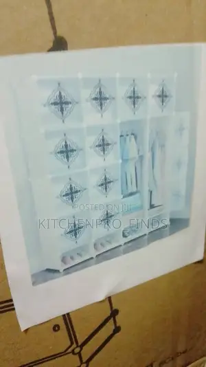 16 Cubes Plastic Wardrobe