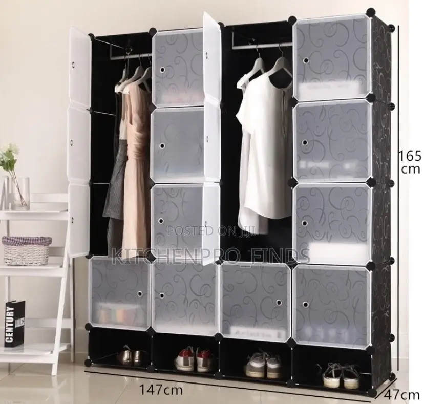 16 Cubes Plastic Wardrobe