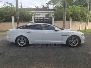 Jaguar XJ 2014 White