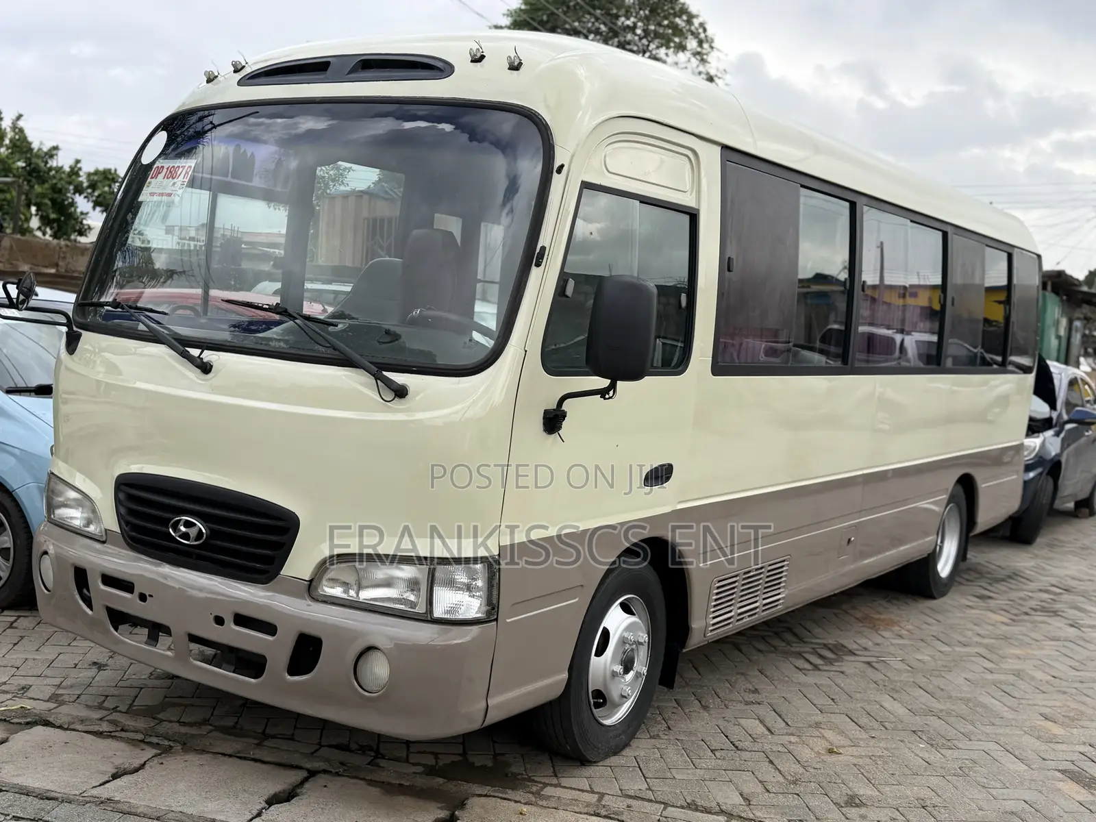 Hyundai County 2016 Beige