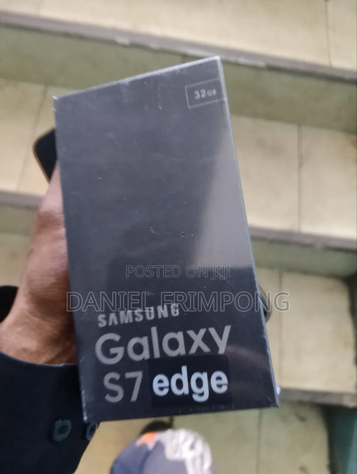 New Samsung Galaxy S7 edge 32 GB Black