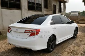 Toyota Camry 2014 White