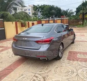 Hyundai Genesis 2015 Gray