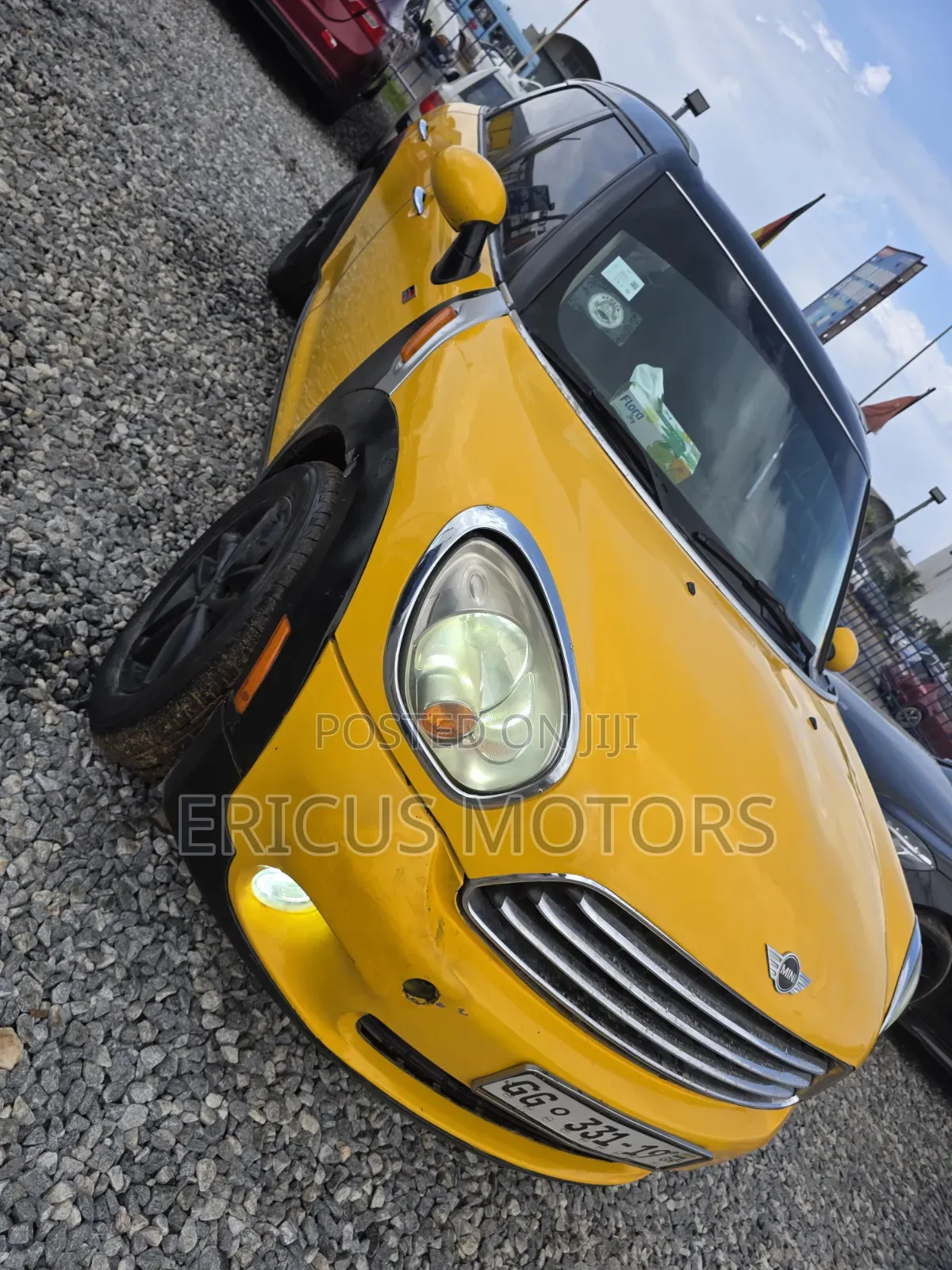 Mini Cooper S 2013 Yellow