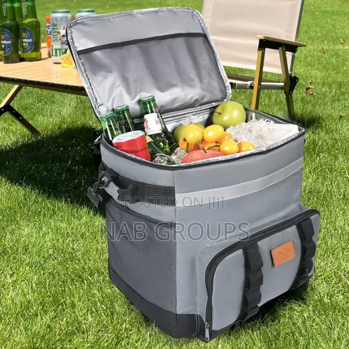 Polar Bag on Wheels