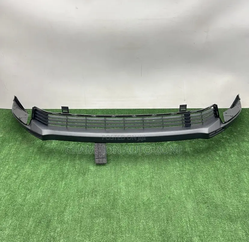 Toyota Highlander 2017-2018-2019 Lower Bumper
