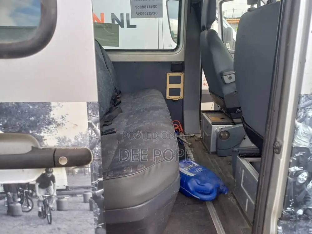 Mercedes-Benz Sprinter 2005
