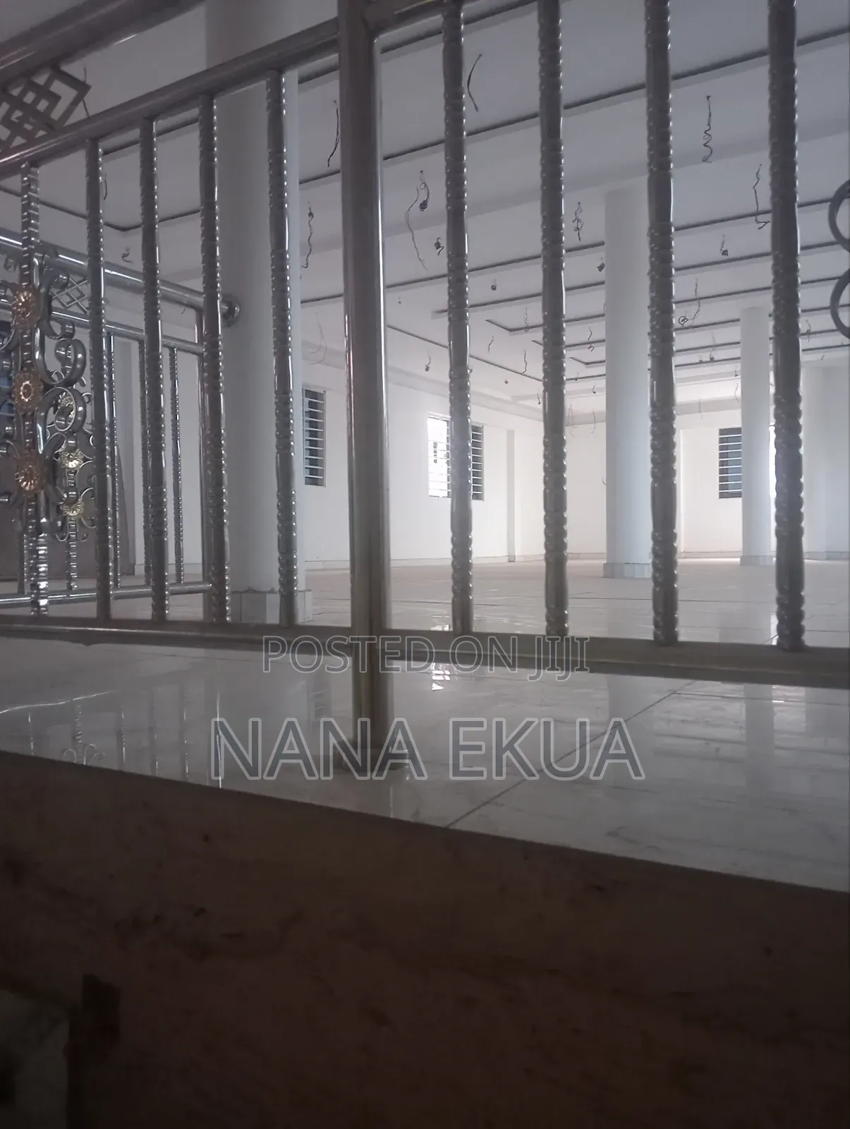 Conference Hall, Banking Hall, Church, Restaurant and Shop to Let