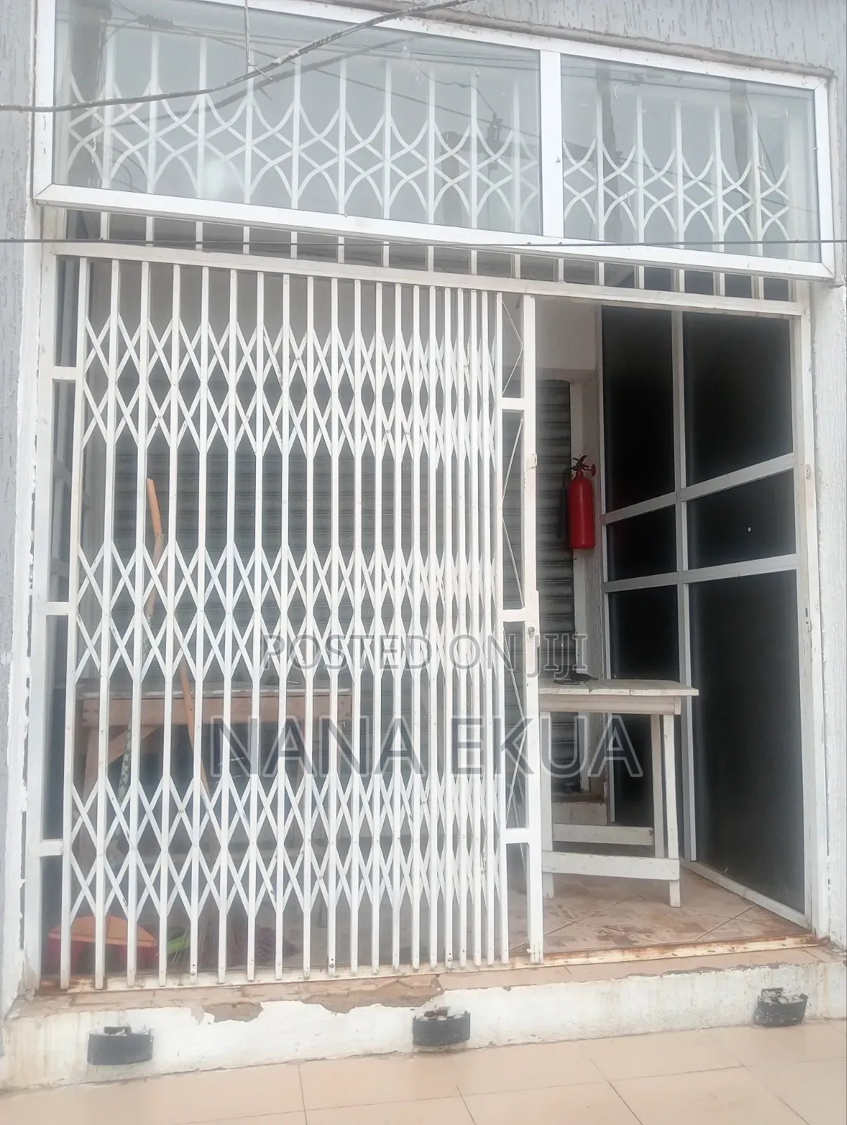 Conference Hall, Banking Hall, Church, Restaurant and Shop to Let