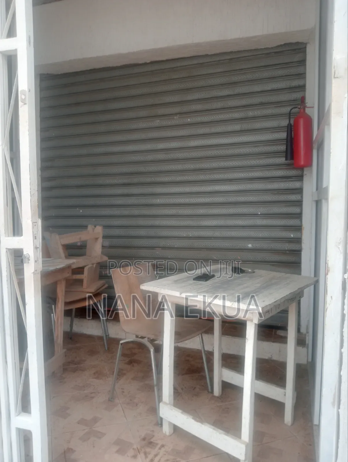 Conference Hall, Banking Hall, Church, Restaurant and Shop to Let