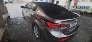 Hyundai Elantra SE 4dr Sedan (1.8L 4cyl 6M) 2014 Brown