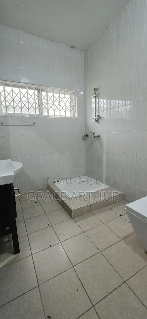 3bdrm House in Devtraco Estate, Community 25 for rent
