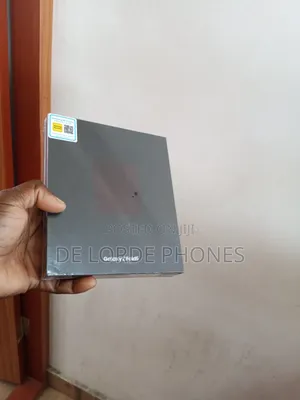 New Samsung Galaxy Z Fold 5 256 GB Bronze