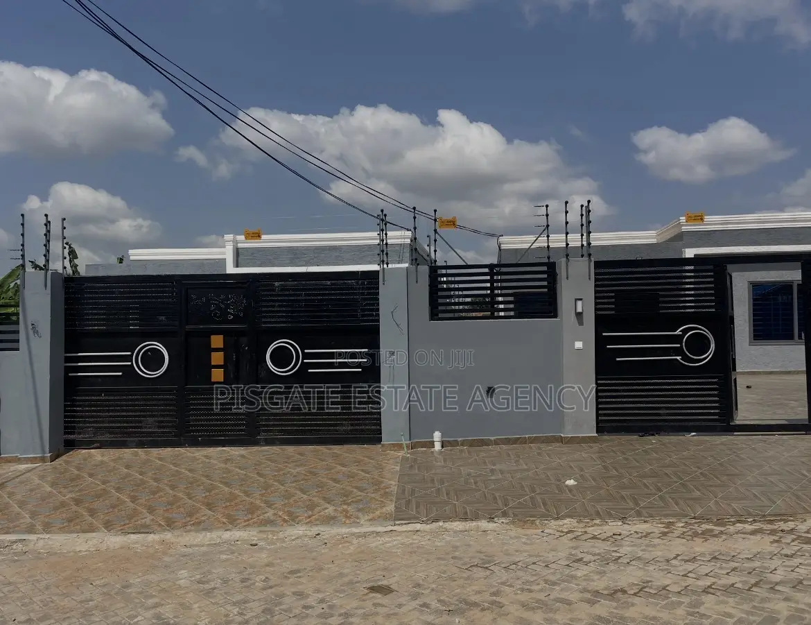 3bdrm House in Pokuase for sale