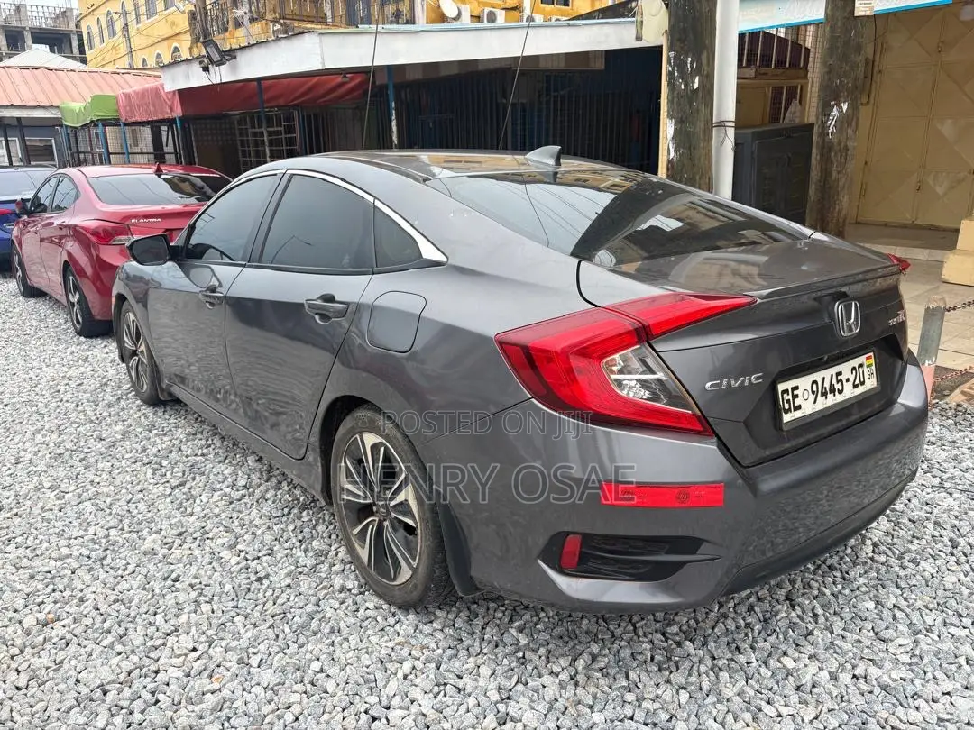 Honda Civic EX-T 2dr Coupe (1.5L 4cyl) 2017 Gray