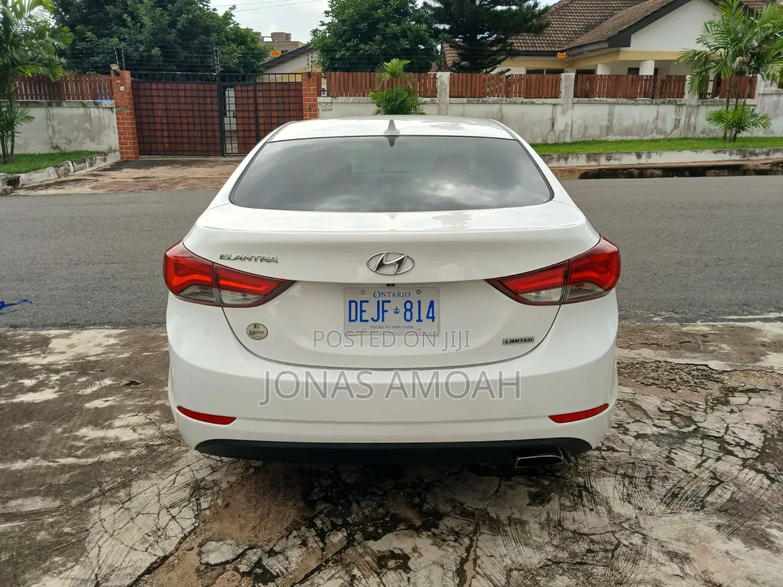 Hyundai Elantra Limited Sedan FWD (1.8L 4cyl 6A) 2016 White