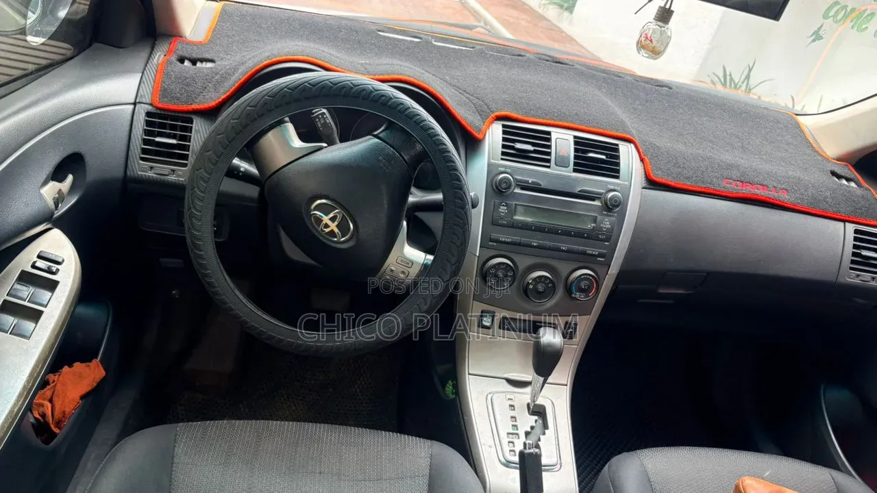 Toyota Corolla S 4dr Sedan (1.8L 4cyl 4A) 2010 Silver